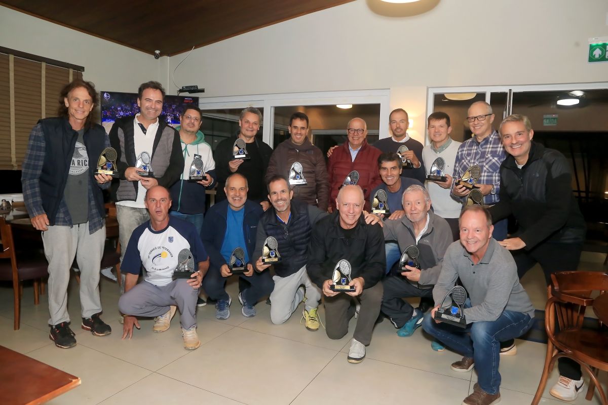 Encerramento no Clubinho