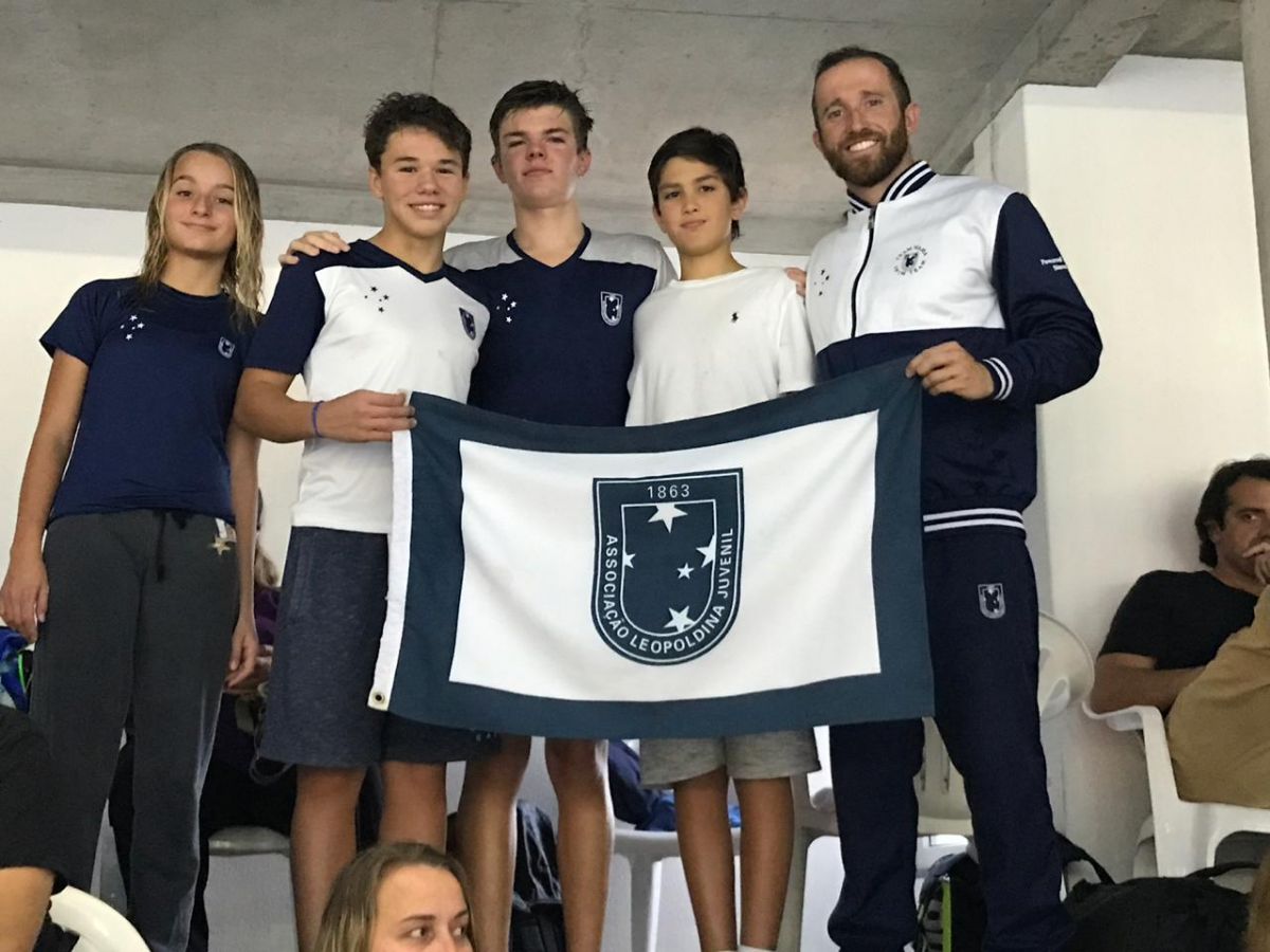 Marina Dal Mas / Pedro Henrique Santos / João Pedro Frank / Nicolas Kronbauer / Leonir Marino