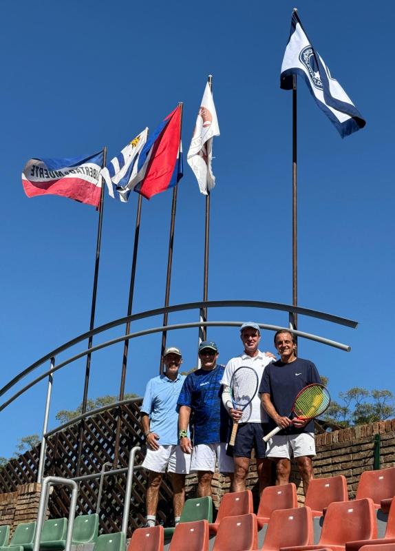 Interc�mbio de T�nis ALJ e Carrasco Lawn Tennis Club - Montevid�u