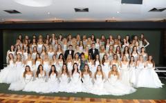 62� Baile de Debutantes ALJ apresenta 70 meninas � sociedade