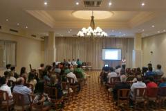 Coordenadores da Escola de Tnis apresentam metodologia de ensino aos pais e alunos