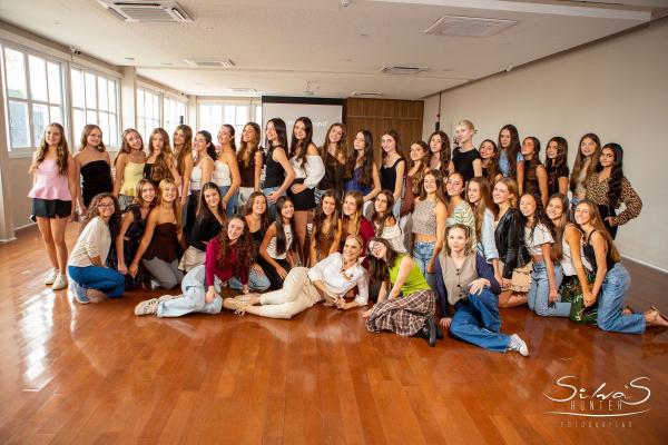 Customiza��o com criatividade e personalidade marca terceiro encontrinho do Debut ALJ 2026