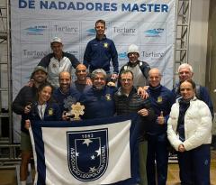Equipe M�ster de Nata��o ALJ conquista vice-campeonato estadual e Trof�u Efici�ncia em Caxias do Sul